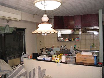 リフォーム前のキッチン