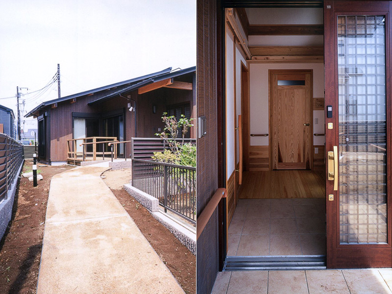 門からのアプローチ/段差のない玄関